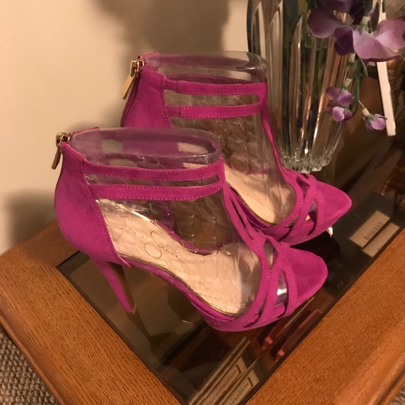 Jessica Simpson 5” pink heels with gold zipper - Picture 7 of 7